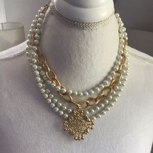 4 strand faux pearl and gold tone necklace